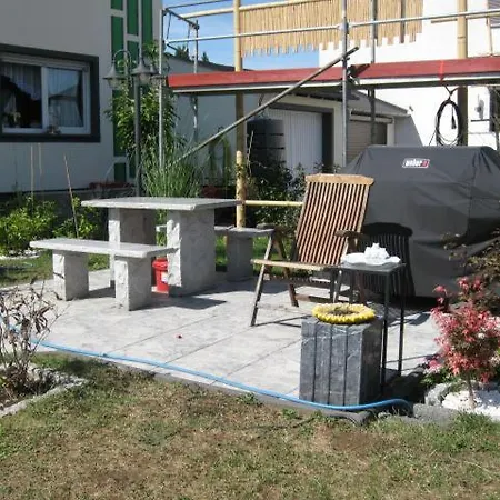 Diamanthaus Deluxe 8 *